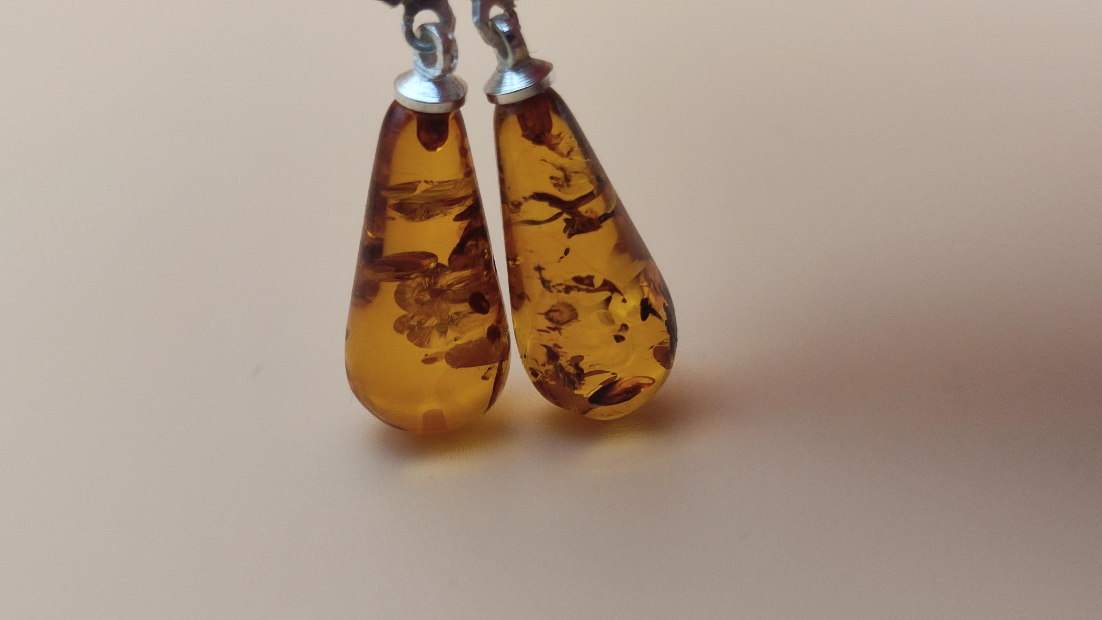 Błyszczące owalne kolczyki view 3